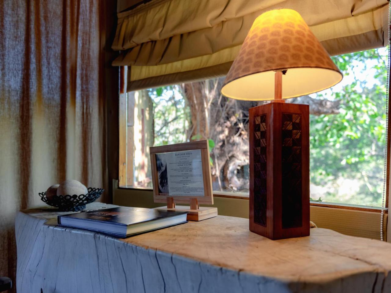 Banjaar Tola Kanha National Park - A Taj Safari Lodge Buitenkant foto